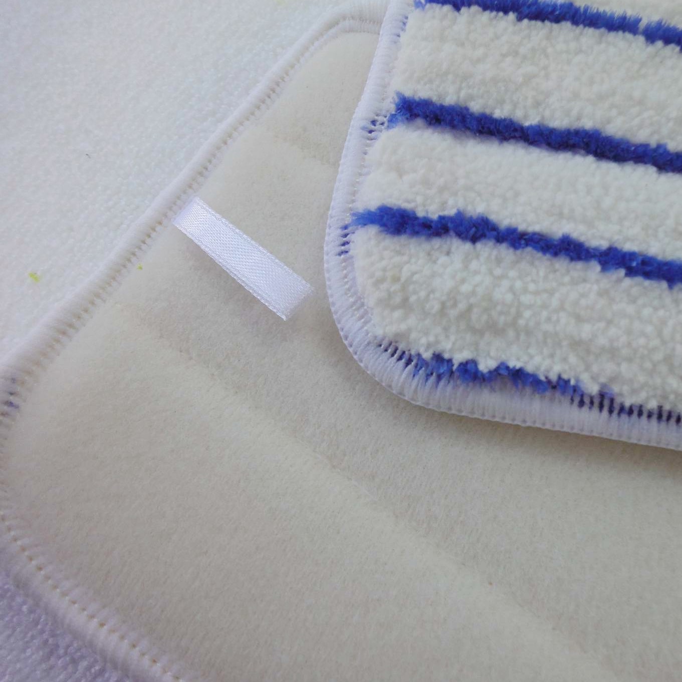 100% polyester absorb water flat mop house keeping wet mop Chinese suppiler with scrape