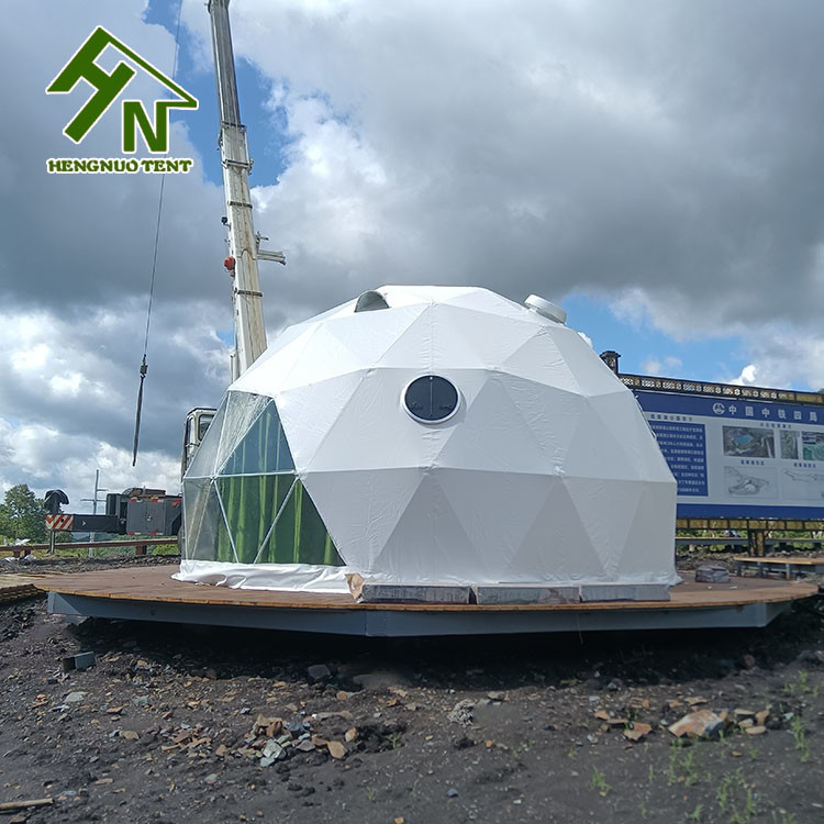Durable Geodesic Dome Tent Dome Camping Tents With Skylight