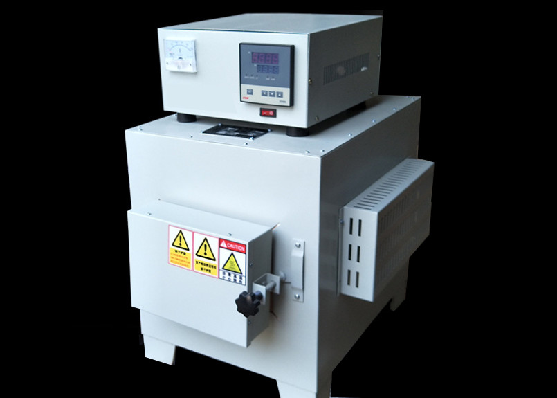 Refractory Brick Industrial Muffle Furnace Electric Heating 1100C