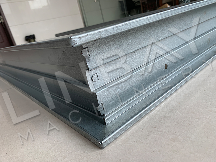 Fire Door High Speed Post Hydraulic Punch Metal Door And Window Roll Forming Machine