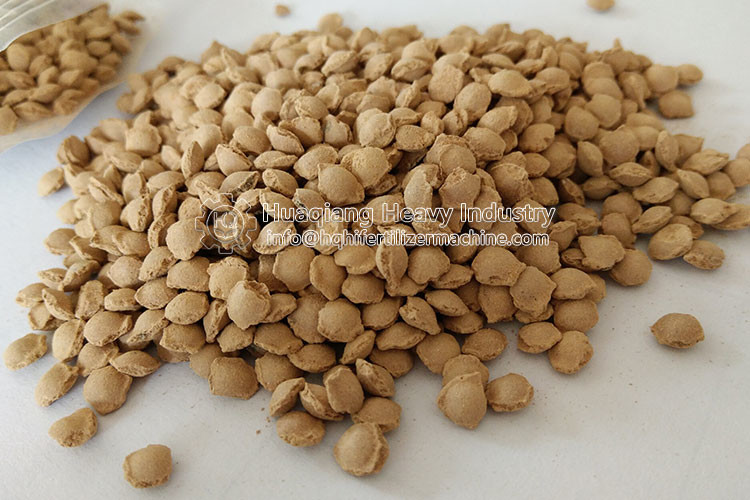 Cat Litter Bentonite Fertilizer Granulating Machine Extruded