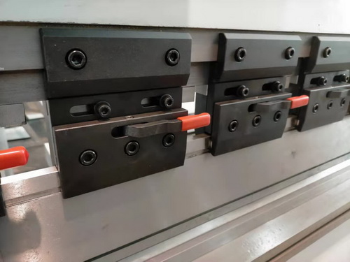 Steel Metal Bending Profile Steel 40T Cnc Press Brake Bending Machine With DA41T System