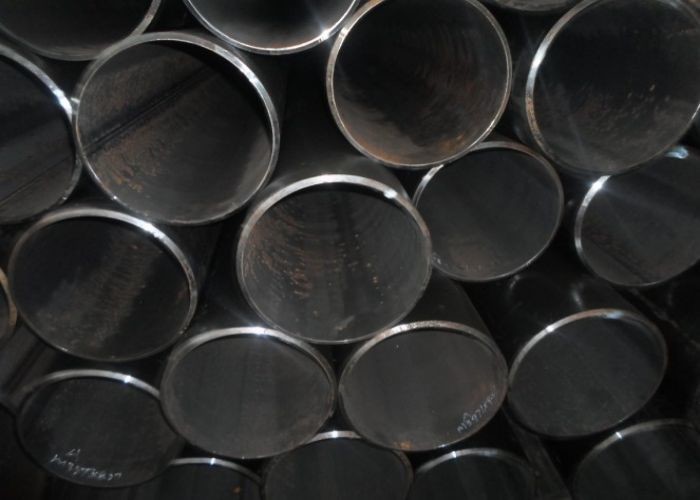 Standard Length ERW Steel Pipe Q235 Q235B Welded And Seamless Steel Pipe