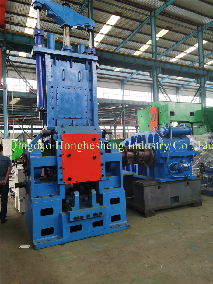 Devulcanizing Reclaimed Rubber Kneading Machine 140 Degree Tilting Angle