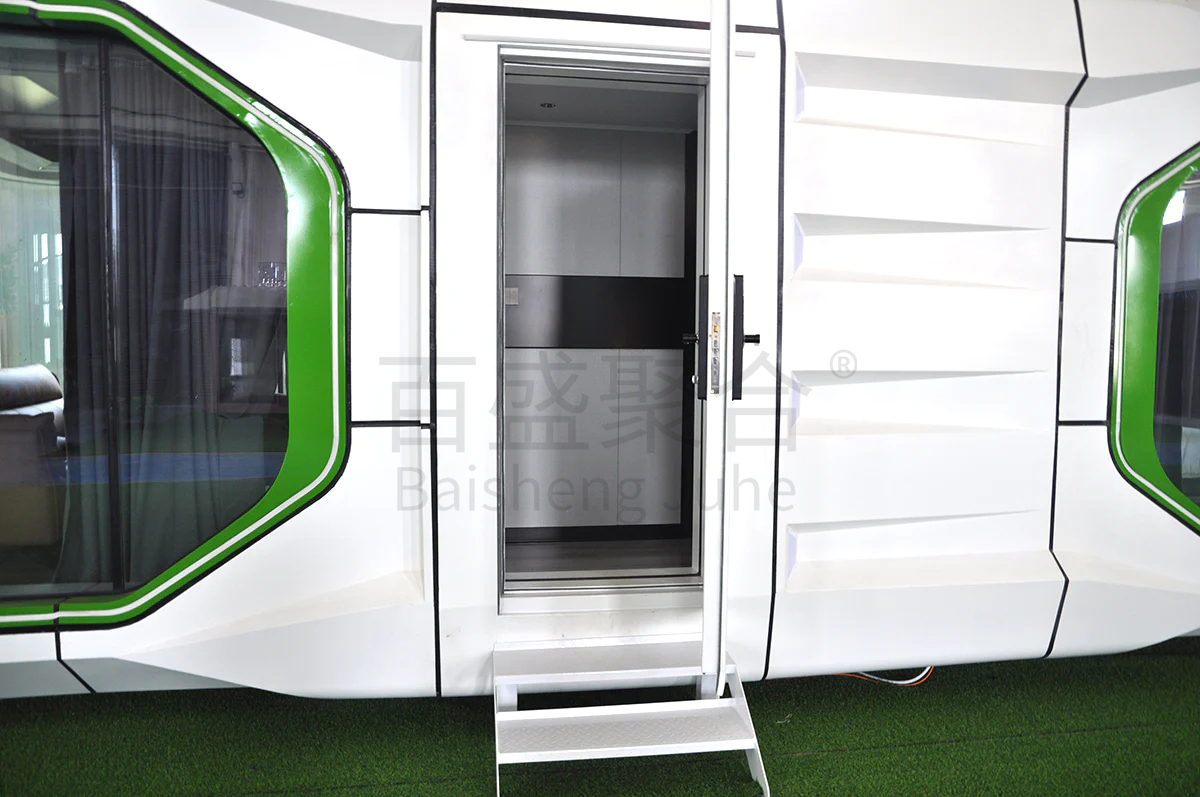 Villa Landscape Decoration Prefab House with Modular Container Home and Space Bed