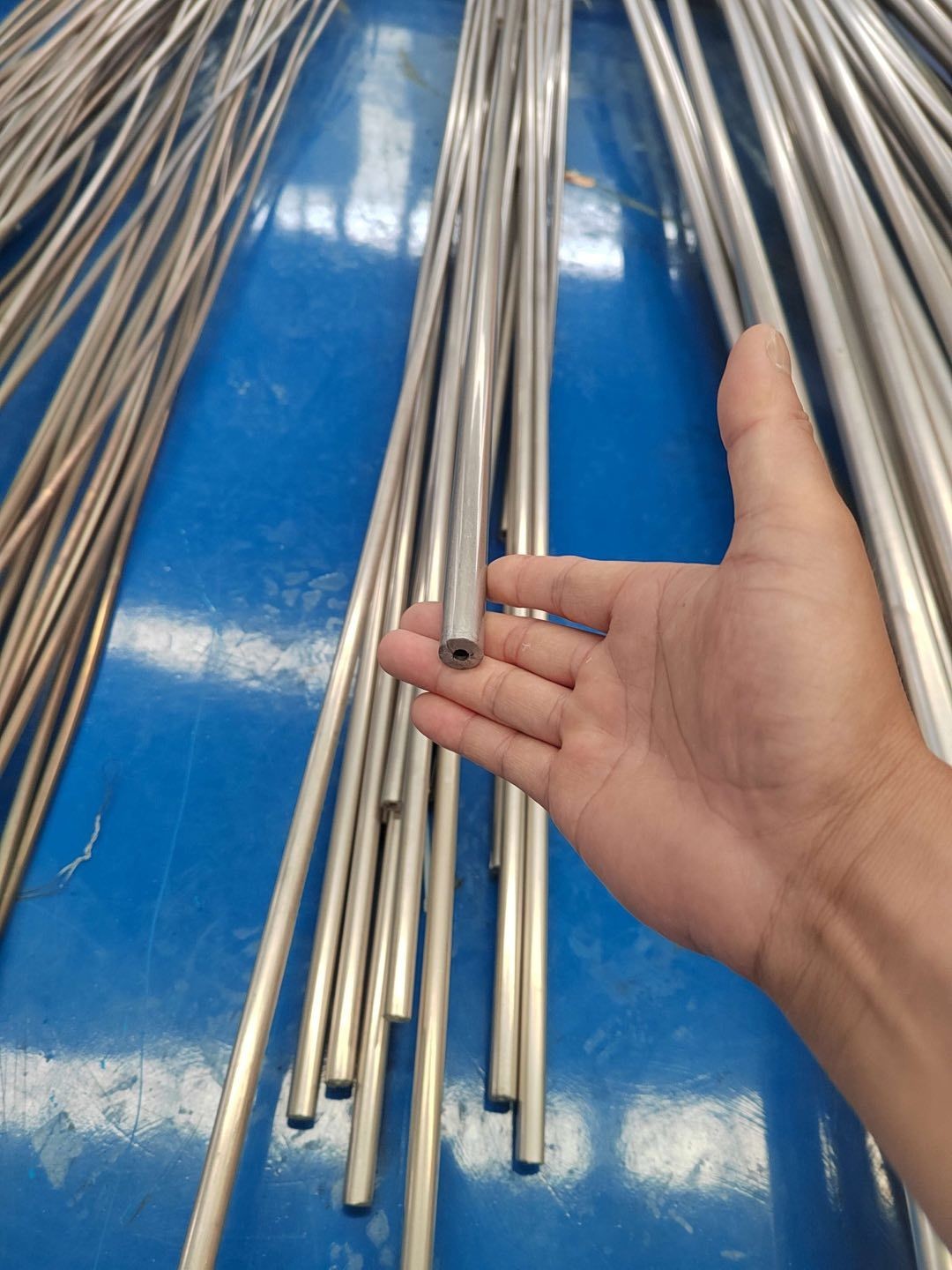 Nickel Alloy Pipe NO8825 Nickel Alloy Tube SCH80 ANIS B36.19