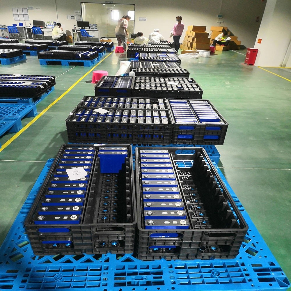 Prismatic LiFePO4 Battery Cells 3.2V 50AH High Power 1C Charge Max 3C Continuous Discharge