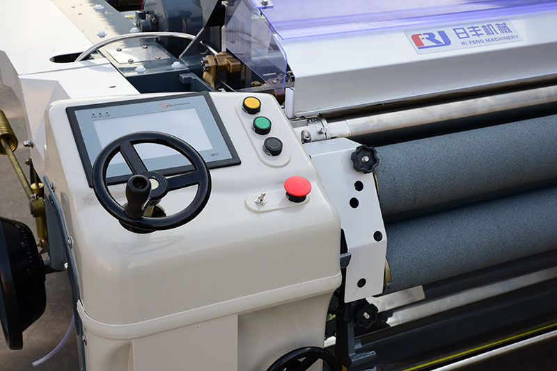 170cm Textile Air Jet Loom Speed 1000 RPM ATUFS A Machine For Weaving