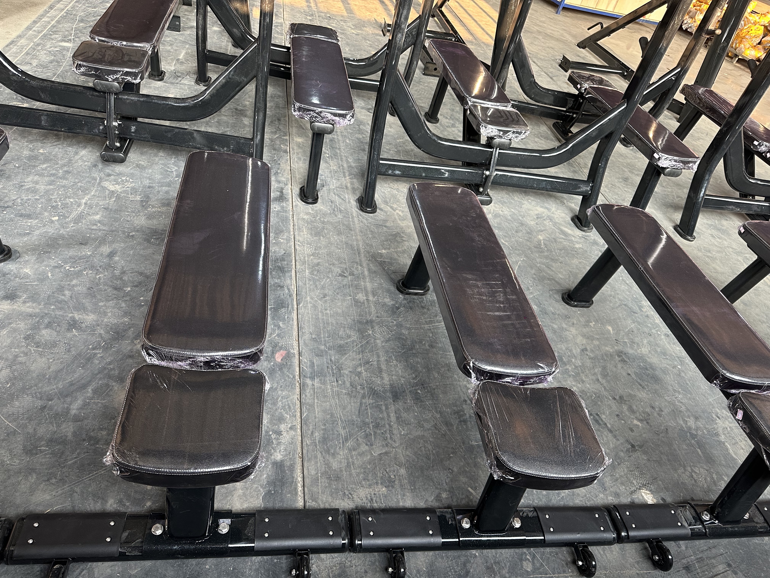 Commercial Gym Machines Bodybuilding Weight Lifting Home Training Gym Flat Bench Made of Durable Steel