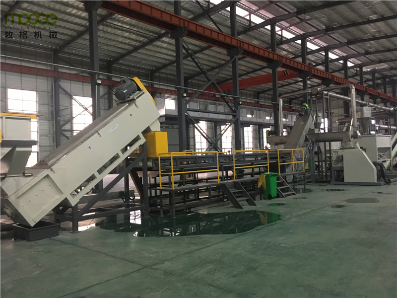Dewatering Plastic Film Recycling Machine HDPE Washing Line 5000KG/H