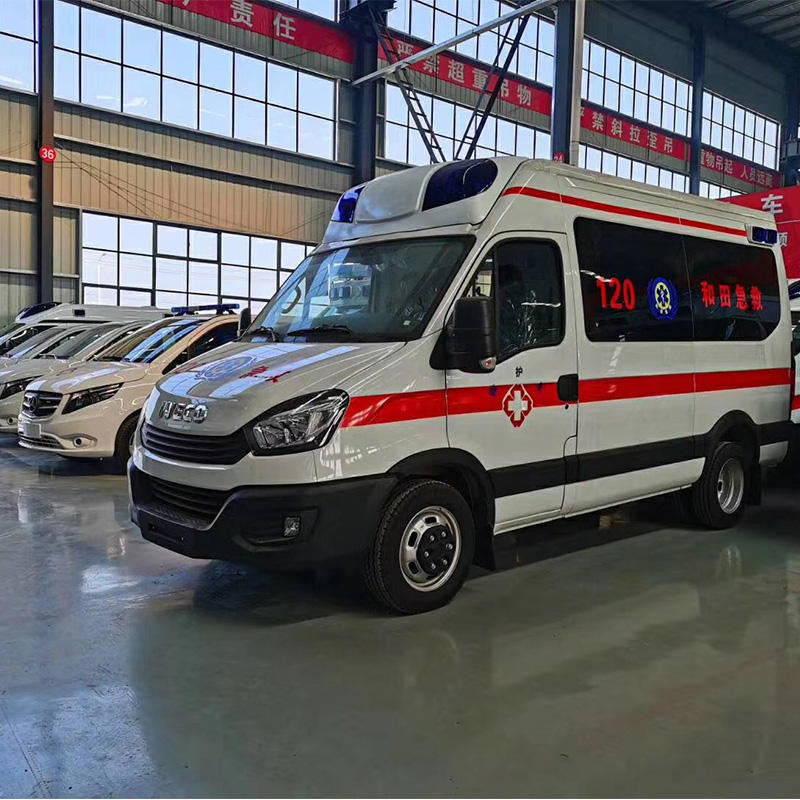 LHD/RHD Emergency Ambulances with 195/75R16LT Tires Drive Type 4x2 ambulance vehicle for sale