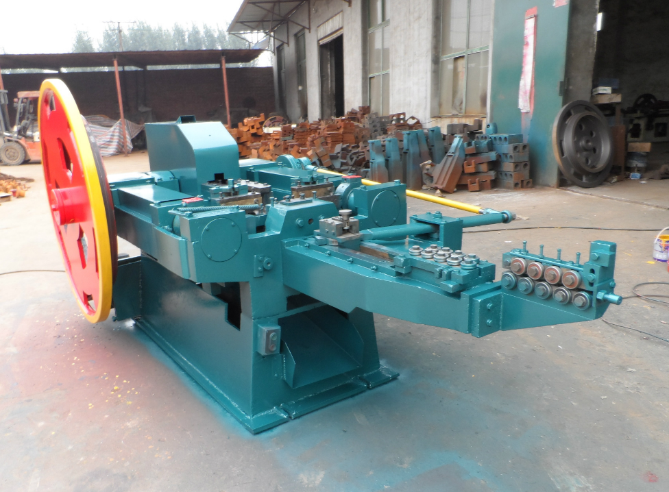 Automatic high speed nail making machine