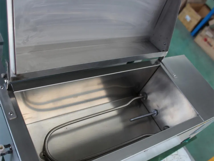 11L Constant Temperature Water Bath with Lid Trusted by Laboratory Professionals