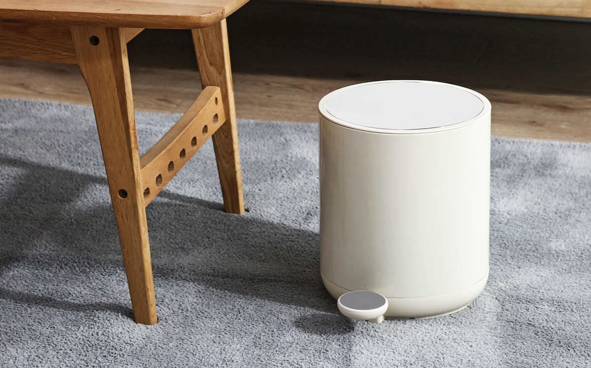 Contemporary Living Room Organizer Step On Garbage Can With Soft Close