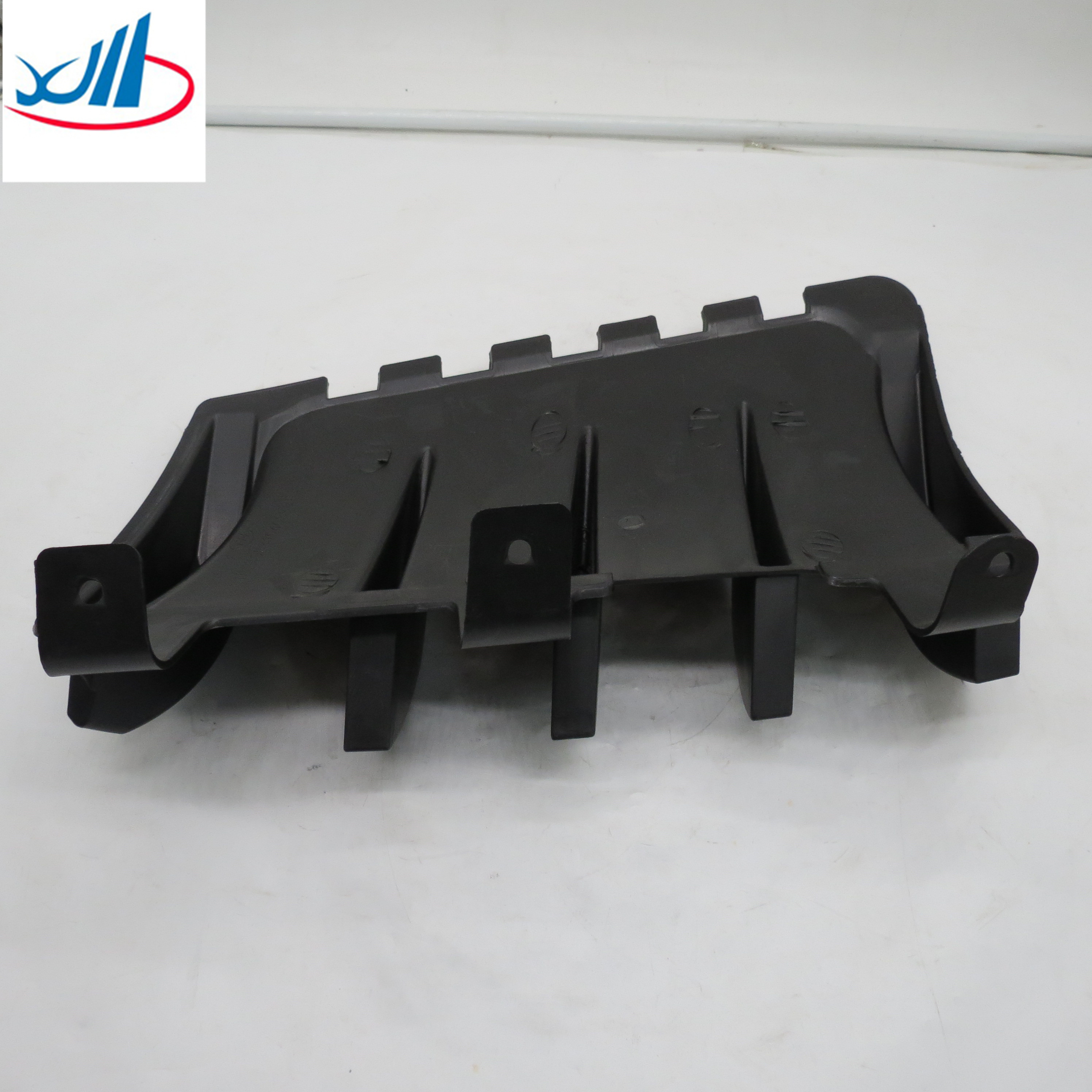 ISO9001 Air Hood Shacman Spare Parts 1B24953104033