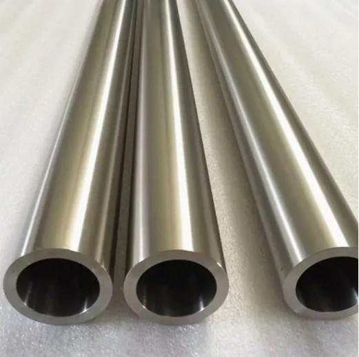 Customizable Thickness Seamless Stainless Steel Tube for Chemical Applications