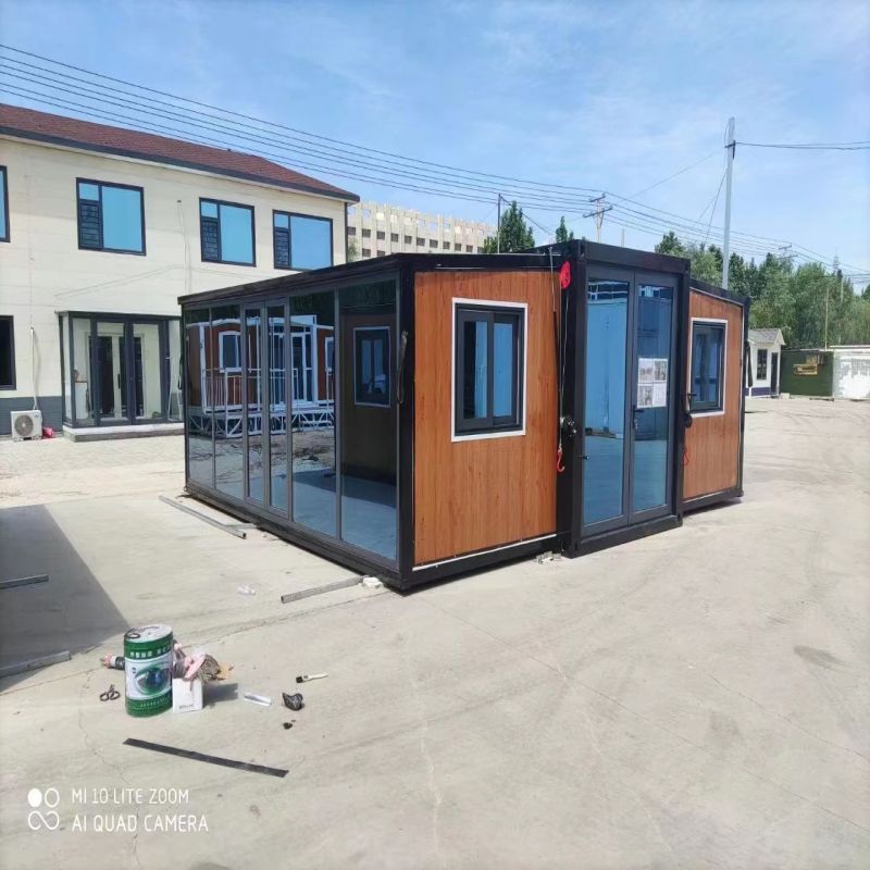 Steel Door Four Bedrooms One Bathroom Luxury 20 40ft Prefab Folding Container Homes