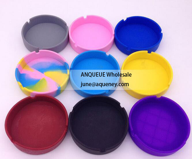 Custom Size Custom Color silicone ashtray Silicone portable pocket ashtray