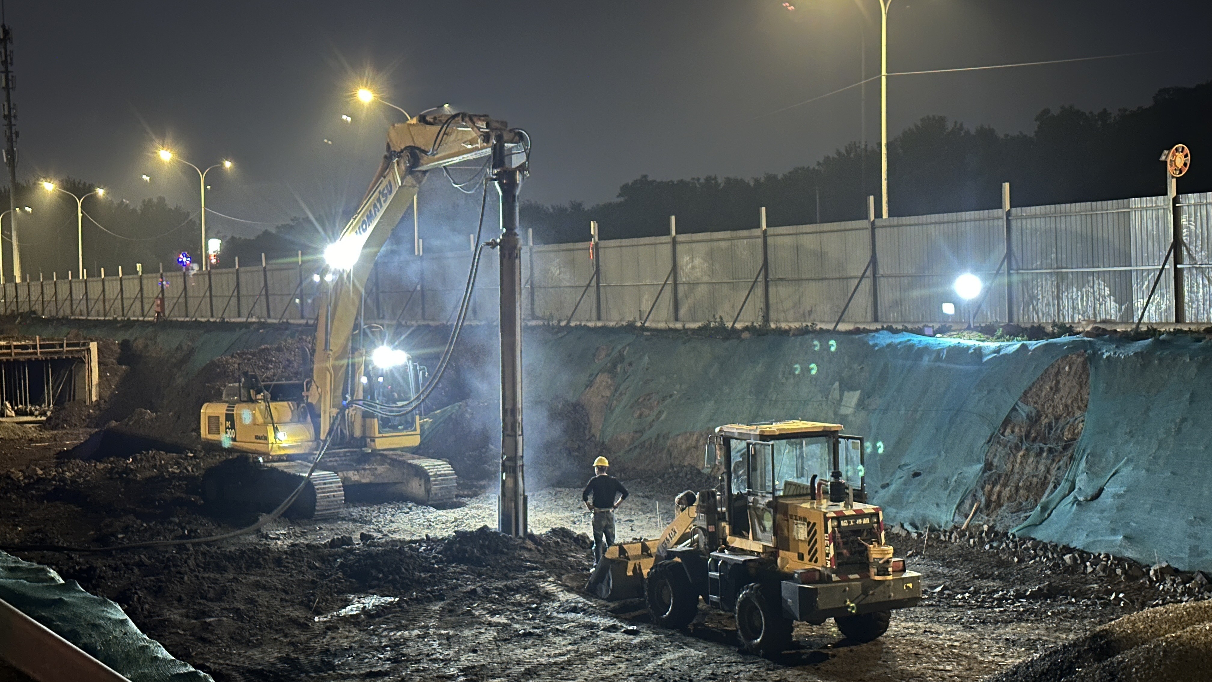 BVEM Vibro Compaction Piling hydraulic vibroflot excavator equipped sharing hydraulic power system