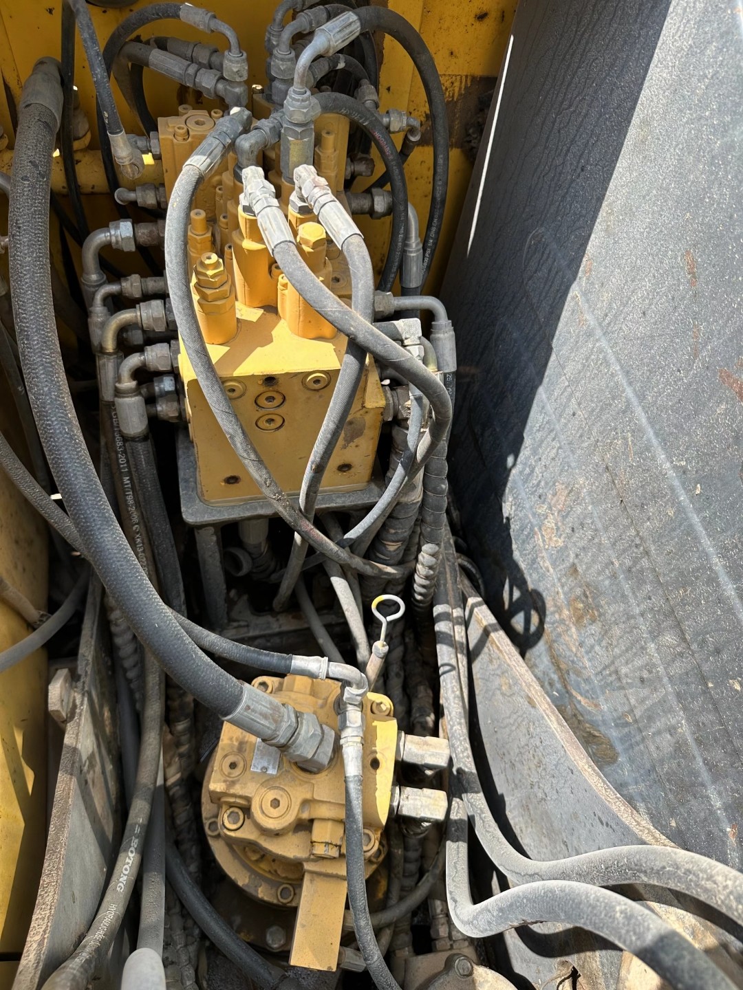 Second hand Hyundai excavator from South Korea