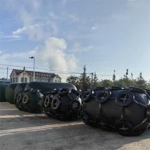 China Customizable Pneumatic Rubber Fender Yokohama For Pressure Applications on sale