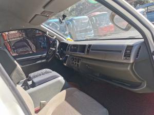  94kw Used Higer Bus 15seats Hiace Diesel Engine Left Steering Bus High Roof Manufactures