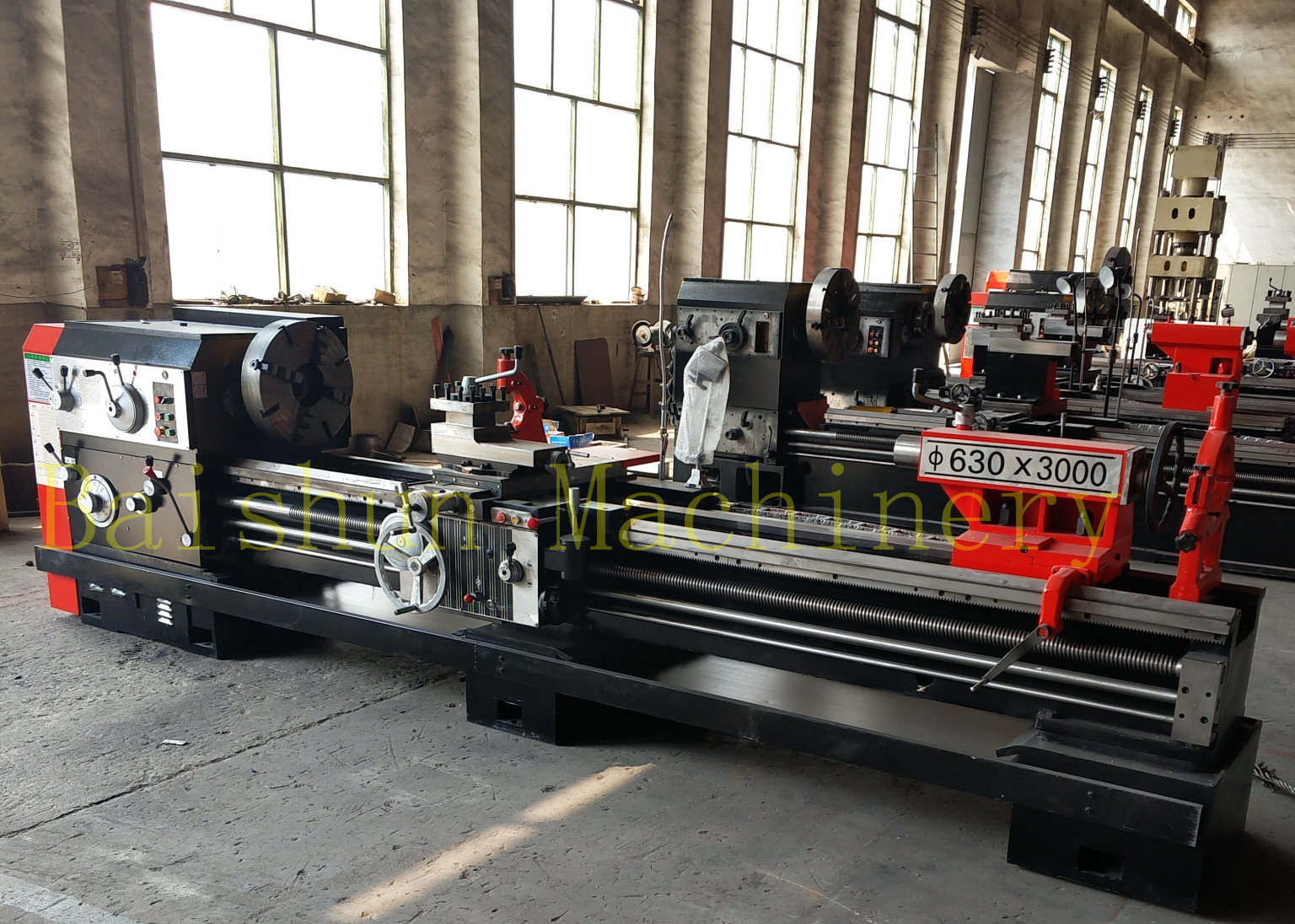 CW6163 Horizontal Engine Lathe Machine / Reliable Large Manual Lathe Machine