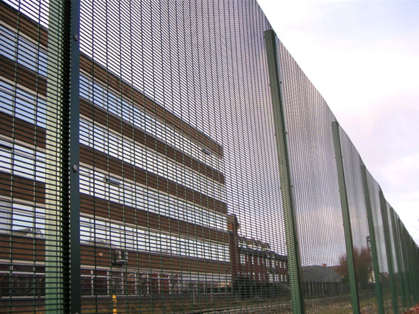 Galvanized Anti Climb Prison 358 Security Fencing 1/2 X 3 Inch 8 Gauge