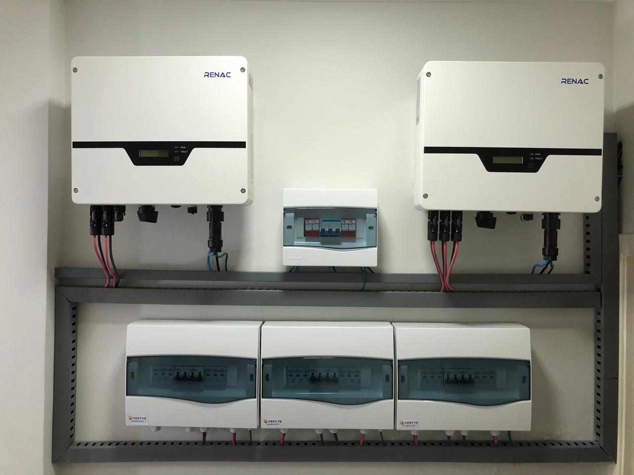 10kw 20kw 30kw High Quality Hybrid Inverter With Solar Battery Charging Mppt Solar Hybrid Inverter
