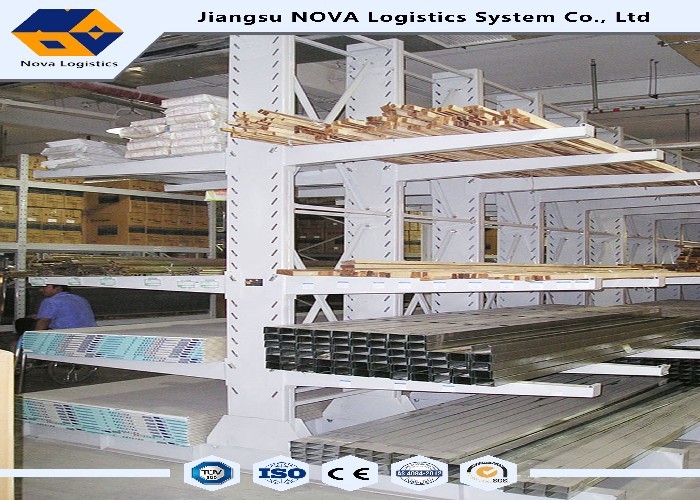 Outdoor Cantilever Storage Racks Flexible Assembly For Lumber / Carpet Rolls