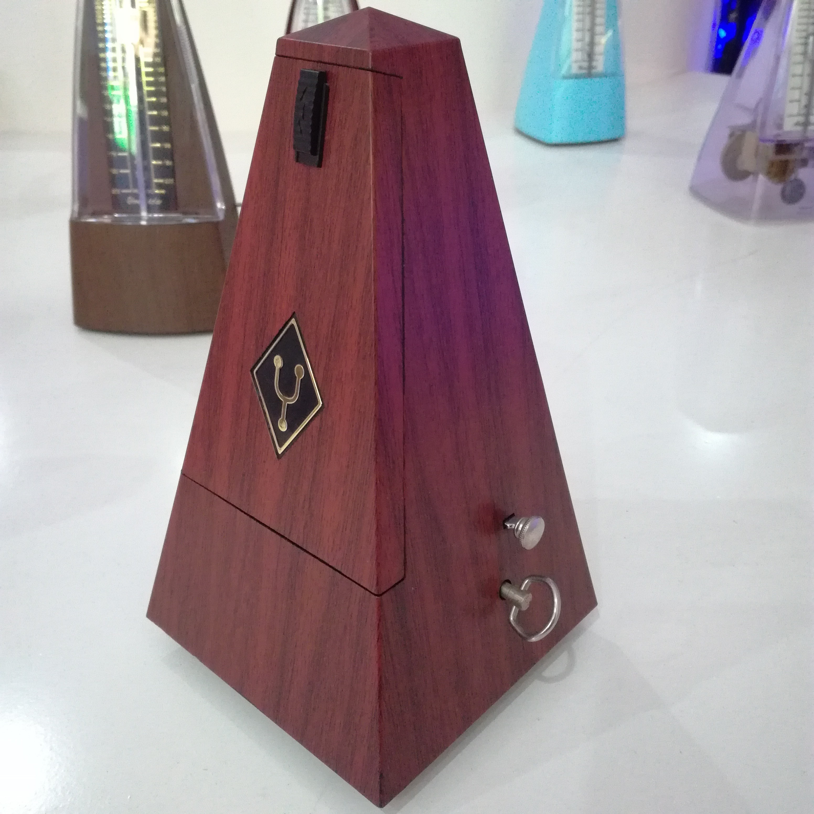 OEM classic scale board piano guitar violin practice rhythm mechanical metronome Black White Pink Red Tranparent Wood