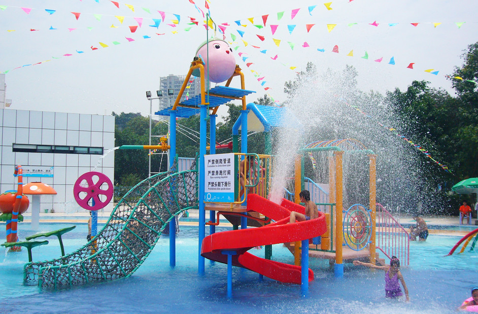 Water House Aqua Park Games Platform 21*18*9m With Water Slide For Family Fun