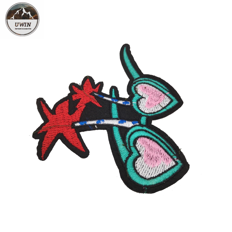 Retro Glasses Embroidery Designs Patches Eco Friendly Material For Clothing