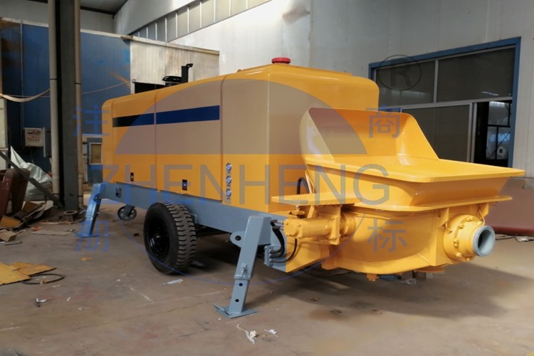 Small 60m3 / H Concrete Piston Pump , Easy To Operate Mobile Concrete Mixer