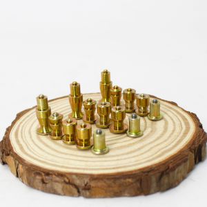 Customized Tungsten Carbide Tire Studs with 5.7-15 MM Length and 6.5-12 MM