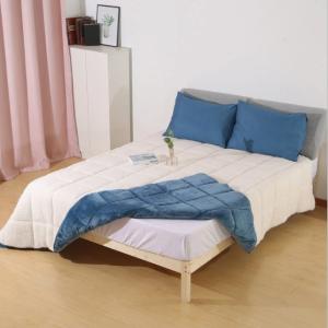 Ultimate Sherpa Throw Luxurious Plush Reversing to Microsherpa Throw Blanket