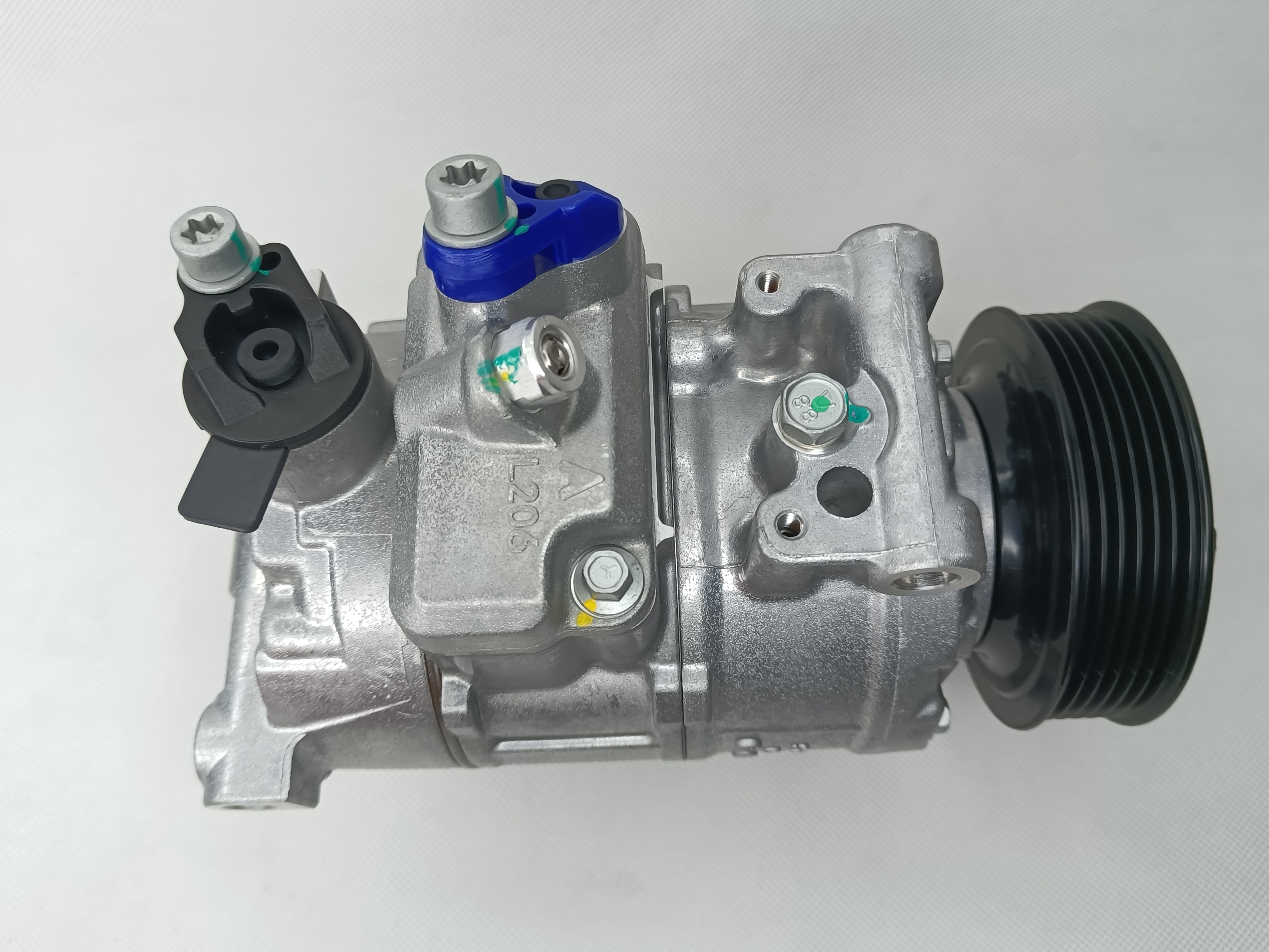 120ml Car AC Compressor For Audi A6 2.0 A4 OEM 4F0260805AN 8K0260805L