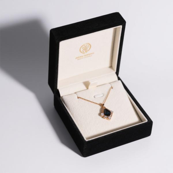 Factory - Customized Luxury Flip - Top Necklace Gift Boxes: Perfect for Lovers