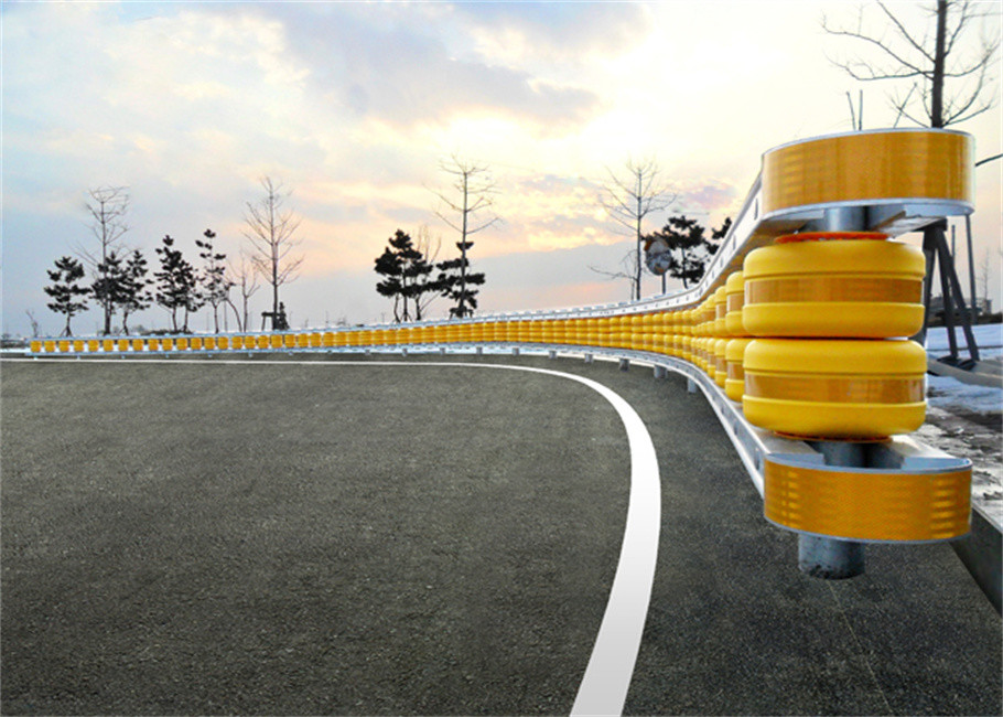Tunnel Entrances Highway Roller Barrier With Yellow Red