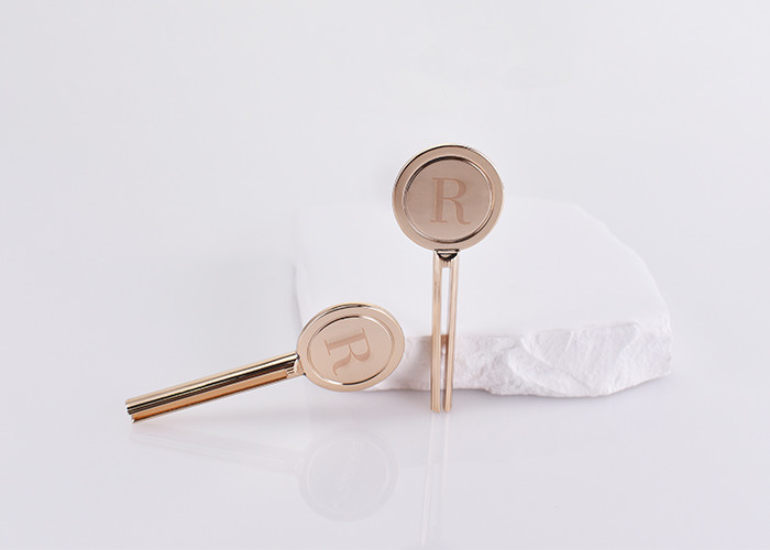 Luxury Key Shape Design Mini Heavy Metal Cosmetic Zinc Alloy Spatula Makeup Spoon Flat Mixing Spoon For Cosmetic