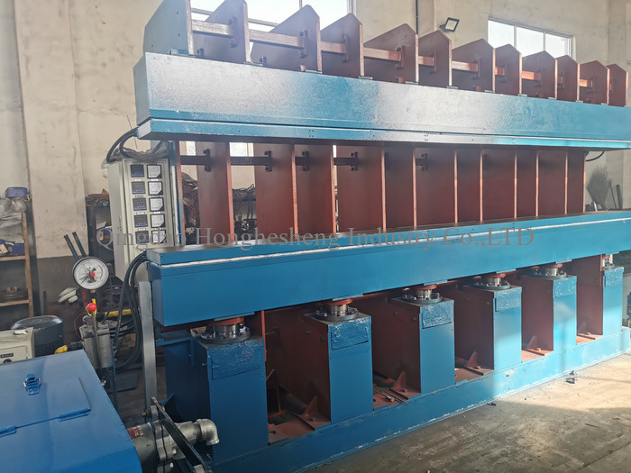 Rubber Tread Vulcanizing Tyre Moulding Machine
