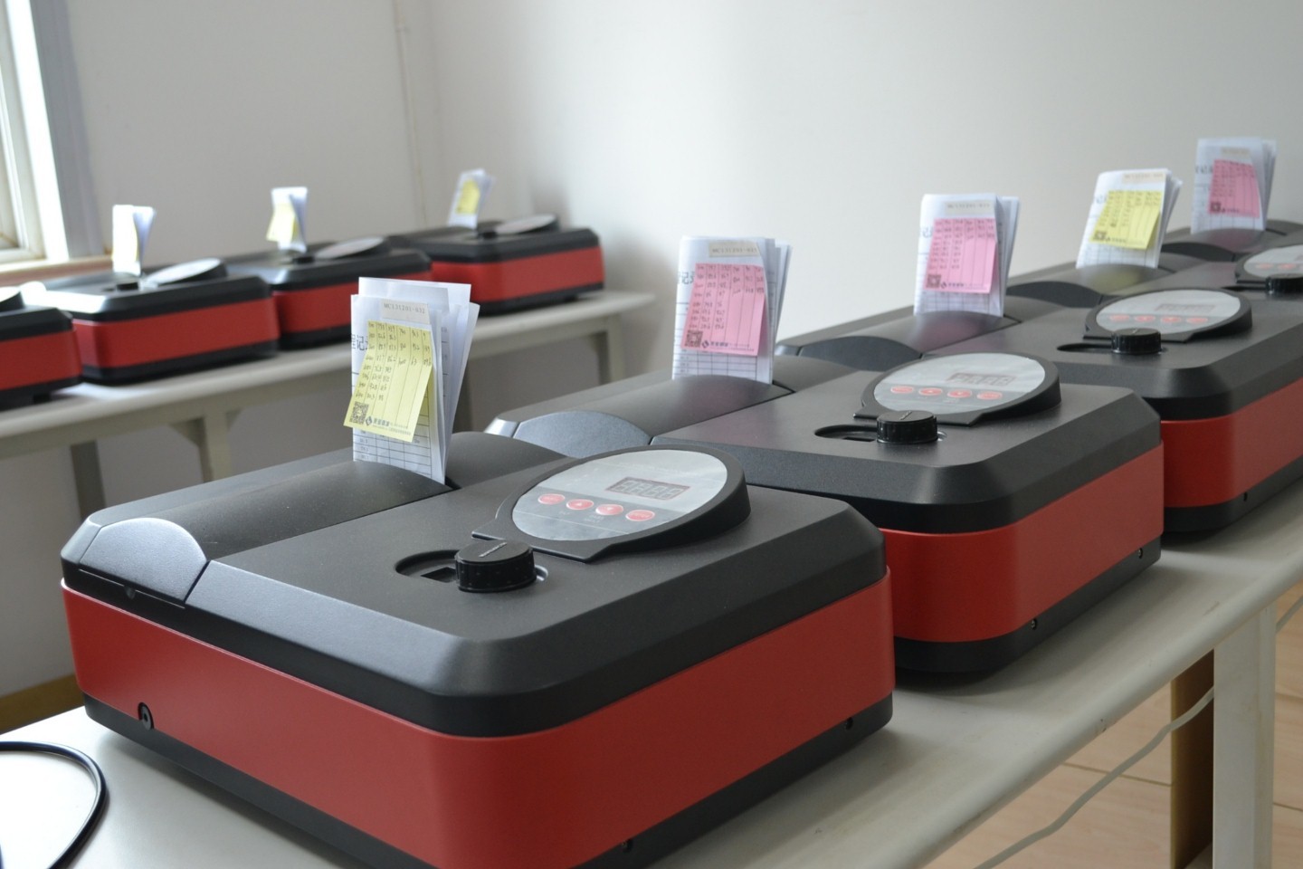 V-1500pc Microprocessor Visible Spectrophotometer 120W