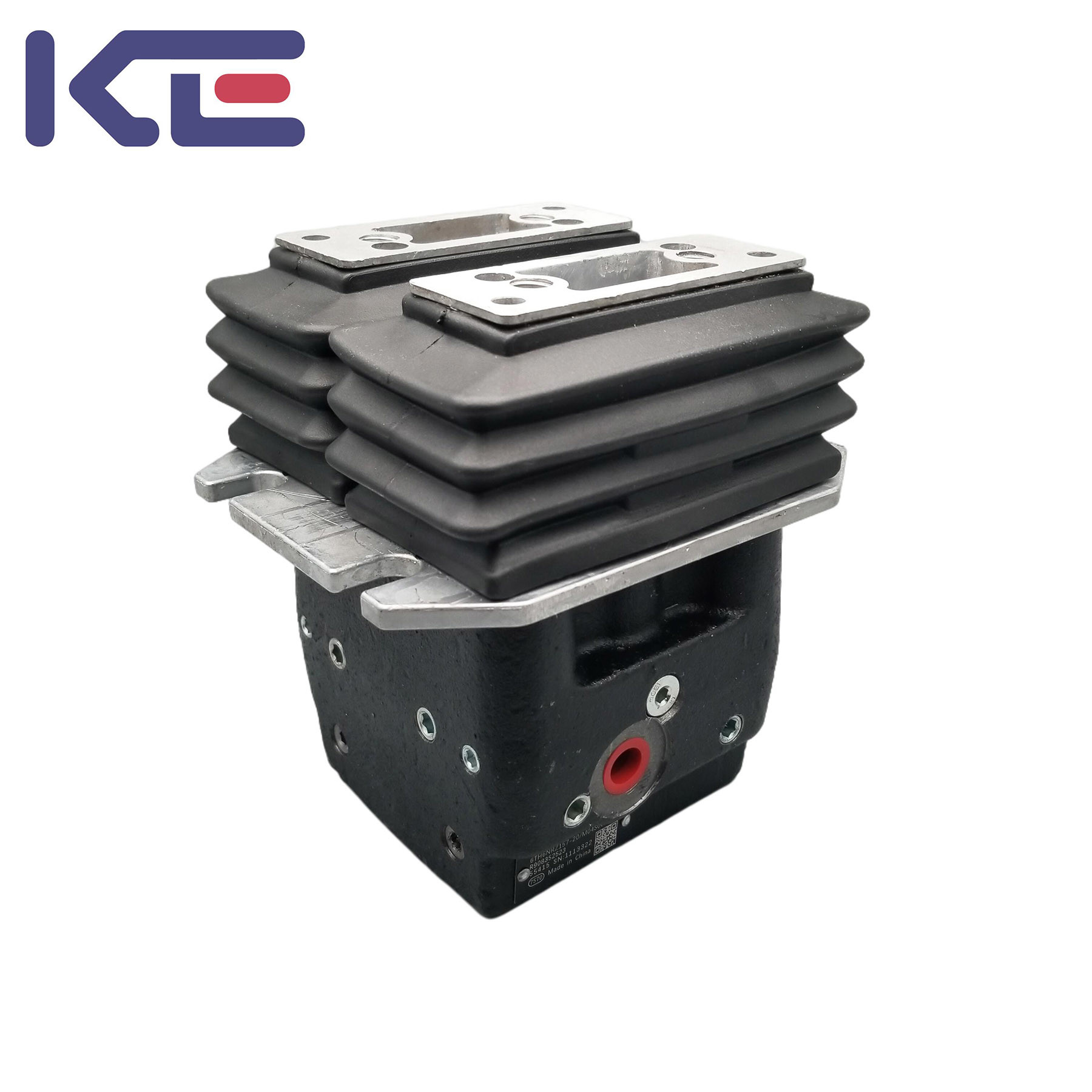 YN30V00105F2 Excavator Hydraulic Parts Hydraulic Pedal Valve For KOBELCO SK200-8