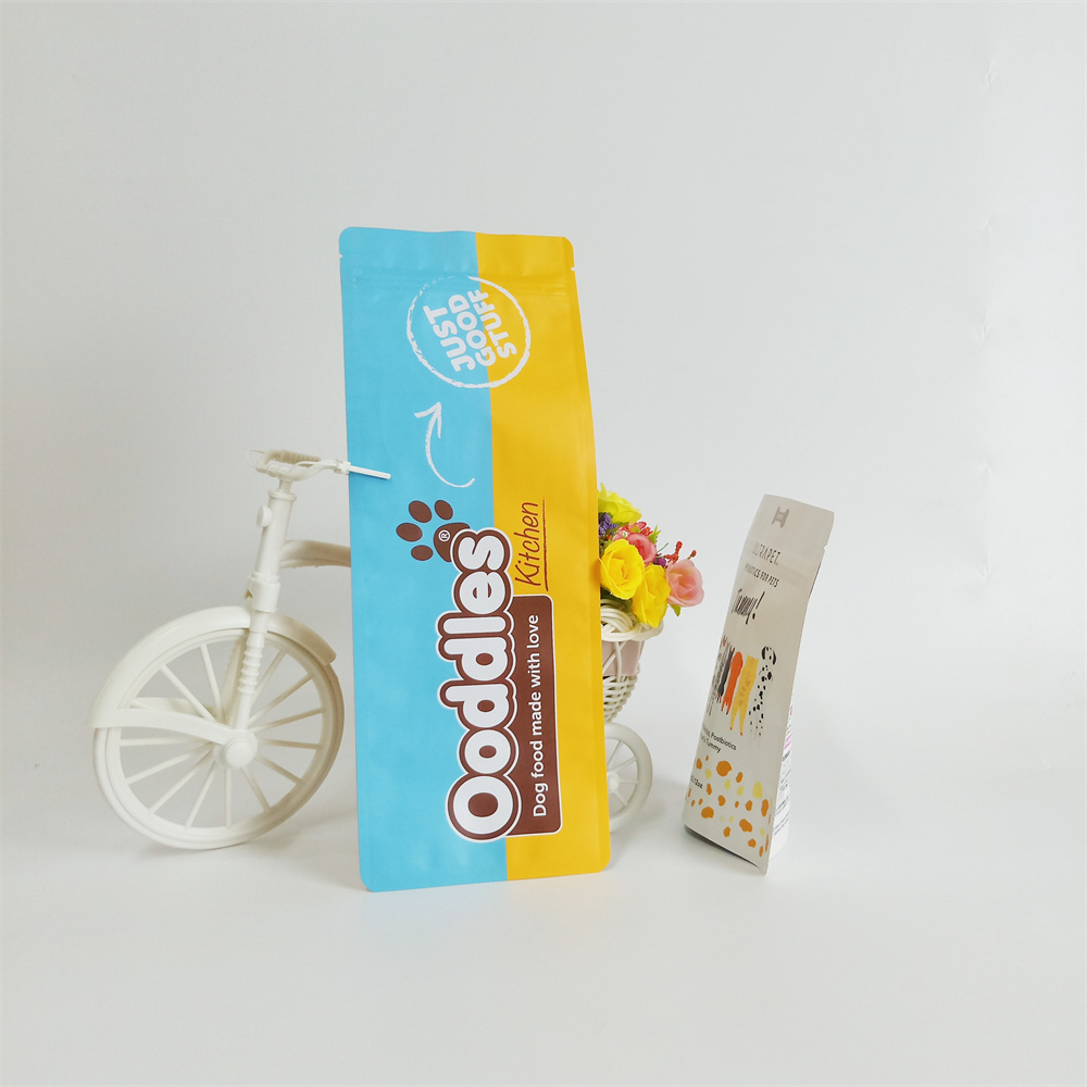 New Wholesale Factory Cat Food Dog Food Pet Snack Bag Stand Up Bag Kraft Paper Zip Lock Packaging Pouch For Pet