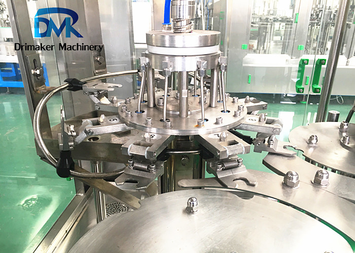 2000bph 3.1kw Hot Liquid Filling Machine For Fruit Juice 8 Filling Heads