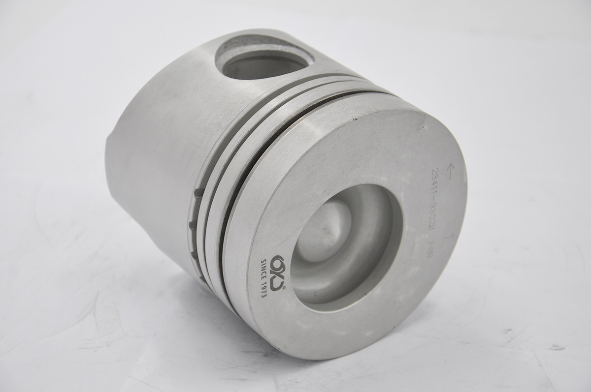 Sliver Color D6BT Engine Piston For Hyundai Excavator Diesel Engine 23411 93C20
