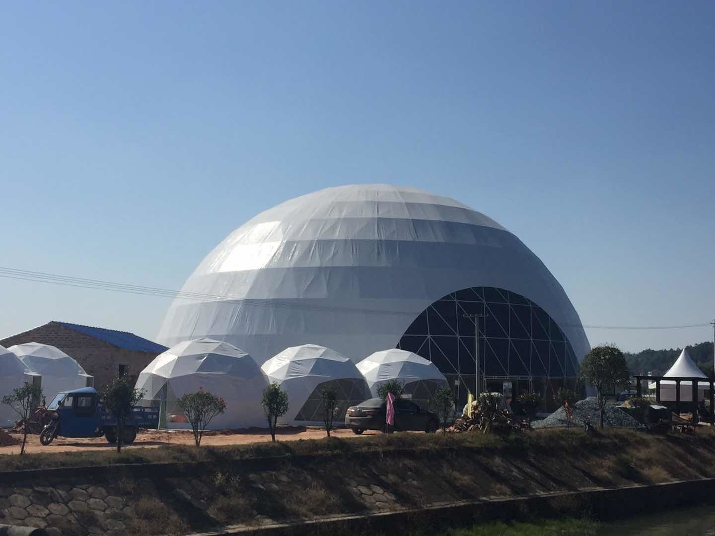2 Ventilation Window Igloo Dome Tent 15m Diameter Exhibition Transparent