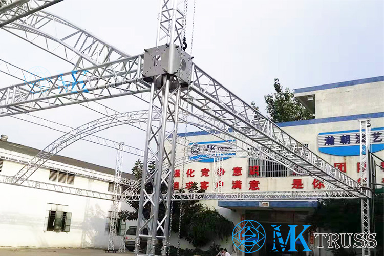 Sturdy Spigoted Ground Support Truss System for Lift Truss DJ Pro Sound and Lighting
