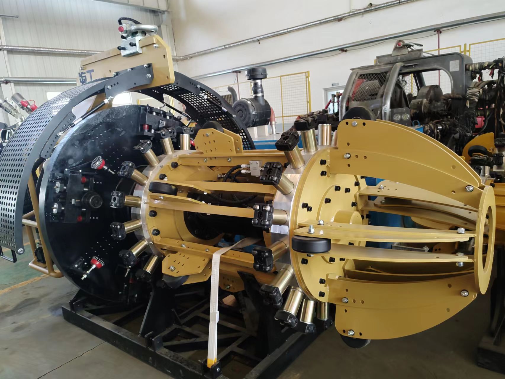 Steel Plate Beveling Machine for Pipeline Equipment at Manufacturing Plant Weight KG 4500