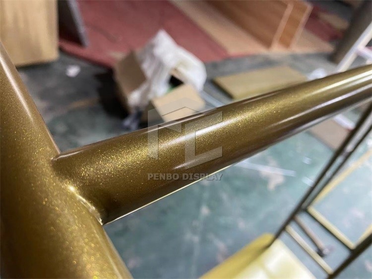201/304 Steel Electroplated Clothing Shop Display Furniture Racks T5 Lighting